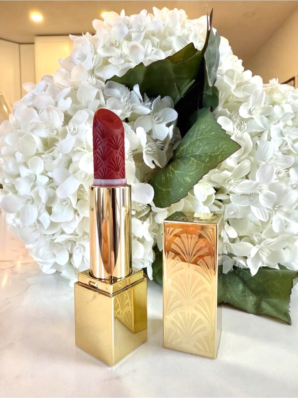 Estée Lauder Brand New Red Velvet CCS Limited Edition NWT Full-Size Lipstick - Picture 5 of 6